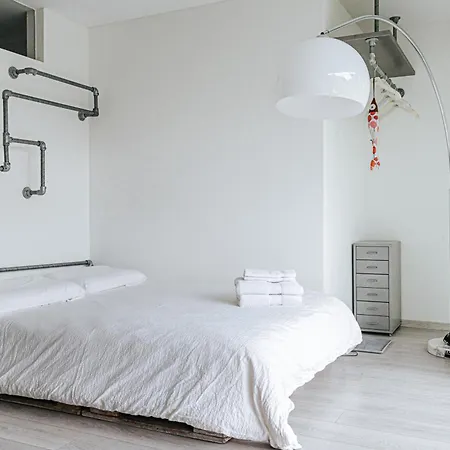 Cozy, Modern & Sunny In * Locarno